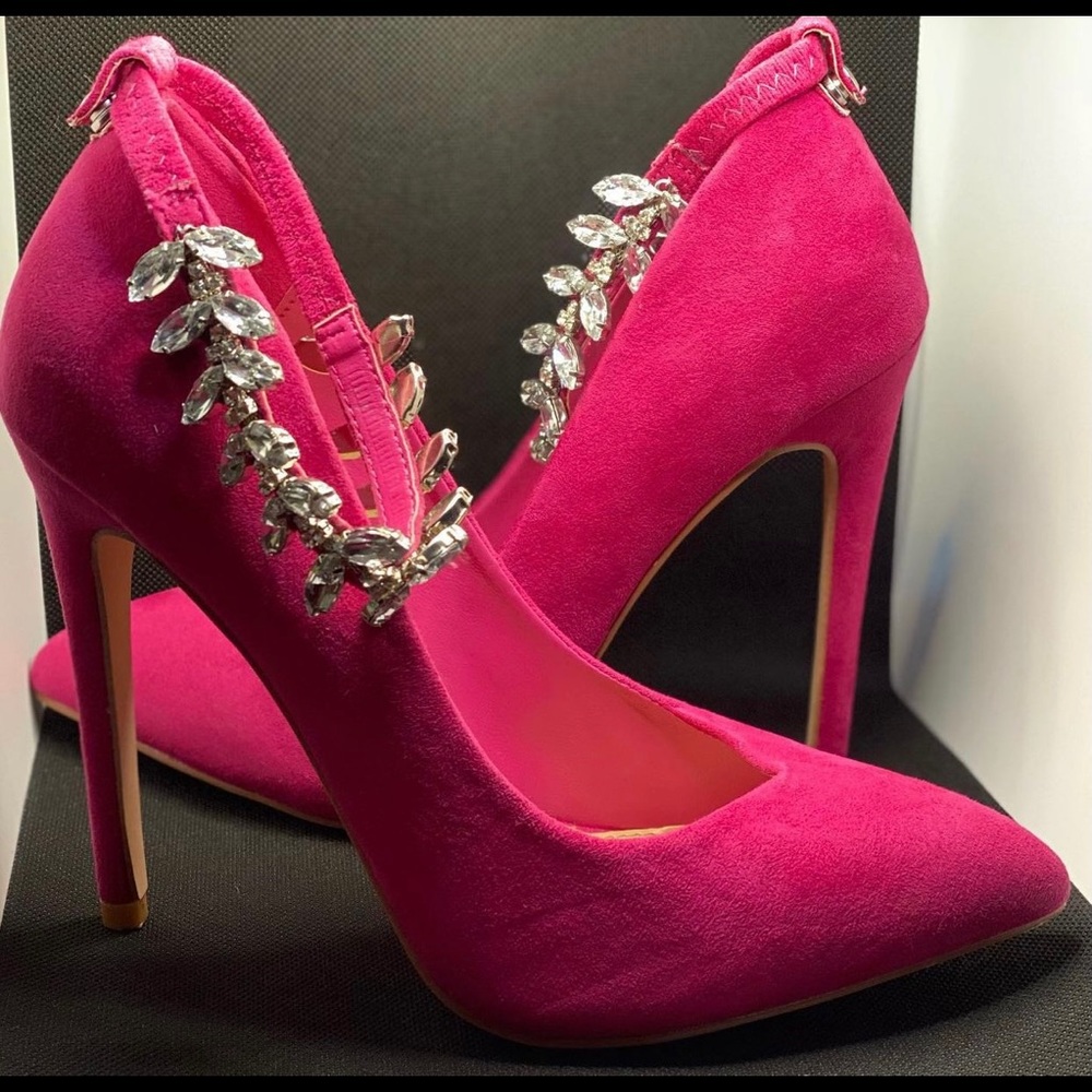 Hot pink pumps